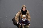 Amsterdam 30 januari 2019
Lieke v Lexmond met zoontje op de fiets in het vondelpark.