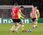 Eindhoven, 28 November 2018
Champions Leaguewedstrijd PSV-FC Barcelona, eindstand 1-2
Lionel Messi en Daniel Schwaab