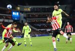 Eindhoven, 28 November 2018
Champions Leaguewedstrijd PSV-FC Barcelona, eindstand 1-2
Nick Viergever en Arturo Vidal