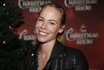 Amsterdam 23 december 2018
Premiere RTL kerstshow in het ziggo dome. Nicolette Kluijver met haar kinderen