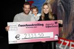 Beverwijk 22 december 2018
Rafael v d Vaart Damian Jesslynn en zijn vriendin Estavana Polman in het winkelcentrum waar Rafael zijn moeder Lolita een winkel heeft . Ze hebben geld opgehaald met veiling voor het ZZF.