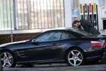 Amsterdam 9 januari 2019
Robert Jensen en (een) vriend in zijn mercedes 500 SL Cabrio.