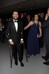 Amsterdam 19 december 2018
Sportman van het jaar verkiezing in afas live. Kjeld Nuis met Sportvrouw van het Jaar 2018 Suzanne Schulting, gehandicapte sporter van het Jaar 2018 Bibian Mentel en de coaches van het Jaar 2018 Jac Orie en Raemon Sluijter De baanwielrenners werden ploeg van het jaar, Marianne Timmer kreeg een ouvre prijs en Rico Verhoeven werd door de Zapp kijkers gekozen tot meest populaire sporter. Sjinkie Knegt op krukken met zijn vrouw