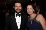 Amsterdam 19 december 2018
Sportman van het jaar verkiezing in afas live. Kjeld Nuis met Sportvrouw van het Jaar 2018 Suzanne Schulting, gehandicapte sporter van het Jaar 2018 Bibian Mentel en de coaches van het Jaar 2018 Jac Orie en Raemon Sluijter De baanwielrenners werden ploeg van het jaar, Marianne Timmer kreeg een ouvre prijs en Rico Verhoeven werd door de Zapp kijkers gekozen tot meest populaire sporter. Sjinkie Knegt op krukken met zijn vrouw