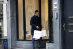 Amsterdam 30 januari 2019
Wilfred Bouma met zijn vrouw aan het shoppen op de pc hooftstraat.