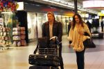 Schiphol 19 januari 2019
Youri Mulder met zijn nieuwe vriendin Lynn Schippers op schiphol.