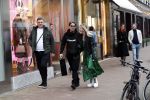 Amsterdam 21 januari 2020
Andre Hazes met zijn vriendin Bridget Maasland en haar broer op de pc hooftstraat. Andre viert vandaag zijn 26e verjaardag.