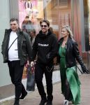 Amsterdam 21 januari 2020
Andre Hazes met zijn vriendin Bridget Maasland en haar broer op de pc hooftstraat. Andre viert vandaag zijn 26e verjaardag.