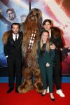 Amsterdam 17 december 2019
Premiere Starwars in het Amsterdam theater. Bart Meeldijk en â€¦