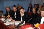 Lelystad 15 januari 2020
Rechtszaak Rosanna Kluivert en haar zoon Nino Wilkes tegen het tv programma Tros Opgelicht bij de rechtbank in Lelystad. advocaat Bertil van Kaam van opgelicht met werknemers