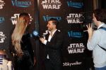 Amsterdam 17 december 2019
Premiere Starwars in het Amsterdam theater. Danny Froger interviewt Remy Bonjaski voor shownieuws