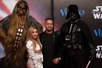 Amsterdam 17 december 2019
Premiere Starwars in het Amsterdam theater. Michael Mendoza met partner