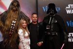 Amsterdam 17 december 2019
Premiere Starwars in het Amsterdam theater. Michael Mendoza met partner