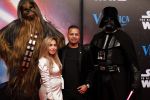 Amsterdam 17 december 2019
Premiere Starwars in het Amsterdam theater. Michael Mendoza met partner