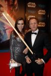 Amsterdam 17 december 2019
Premiere Starwars in het Amsterdam theater. Michiel Mol met zijn vrouw Marlous