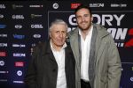 Arnhem 21 december 2019
Badr Hari versus Rico Verhoeven in het geldredome. Sjaak Swart met zijn kleinzoon Justin
