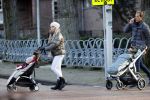 Amsterdam 9 januari 2021
Anna Sophia v Zweden met partner en hun kinderen in Amsterdam zuid