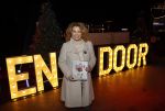 Bunnik 4 februari 2021
Boekpresentatie Antje Monteiro . Romy ontvangt het eerste boek.