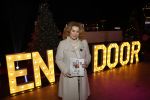 Bunnik 4 februari 2021
Boekpresentatie Antje Monteiro . Romy ontvangt het eerste boek.