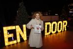 Bunnik 4 februari 2021
Boekpresentatie Antje Monteiro . Romy ontvangt het eerste boek.