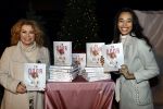 Bunnik 4 februari 2021
Boekpresentatie Antje Monteiro . Romy ontvangt het eerste boek.