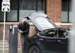 Amsterdam 5 januari 2021
De vriend van Astrid Joosten met zijn electrische auto