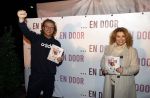 Bunnik 4 februari 2021
Boekpresentatie Antje Monteiro . Romy ontvangt het eerste boek. Bastiaan Ragas