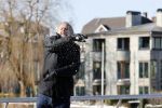 Amsterdam 11 februari 2021
Bert Kuizenga gooit een sneewbal naar mij.