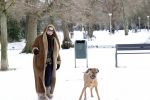 Amsterdam 9 februari 2021
Claudia Schoemacher met hond in het vondelpark. Het vondelpark is wit van de sneeuw.