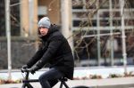 Amsterdam 5 januari 2021
Edwin Evers op een electrische van Moof fiets in Amsterdam