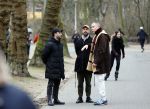 Amsterdam 16 februari 2021
Diverse BN ers in het vondelpark tijdens Corona. Hans Kesting in gesprek met Freek Bartels en zijn vriend