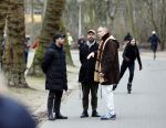 Amsterdam 16 februari 2021
Diverse BN ers in het vondelpark tijdens Corona. Hans Kesting in gesprek met Freek Bartels en zijn vriend
