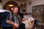 Almere 2 februari 2021
Op bezoek thuis bij Gerrie Tokkie Ruijmgaart. Hun huis staat in Almere . Ze hebben een hond en een pappegaai