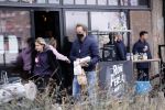 Rotterdam 30 januari 2021
Hugo de Jonge en zijn dochter Sarah doen boodschappen en lopen daarna weer naar huis