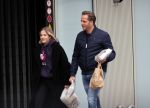 Rotterdam 30 januari 2021
Hugo de Jonge en zijn dochter Sarah doen boodschappen en lopen daarna weer naar huis