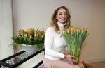 Aalsmeer 4 februari 2021
Inge de Bruijn Manon Nummerdor Flier en Jorrit Kroon dopen de Heroes tulp.