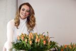 Aalsmeer 4 februari 2021
Inge de Bruijn Manon Nummerdor Flier en Jorrit Kroon dopen de Heroes tulp.