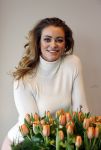 Aalsmeer 4 februari 2021
Inge de Bruijn Manon Nummerdor Flier en Jorrit Kroon dopen de Heroes tulp.