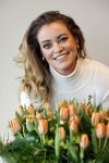 Aalsmeer 4 februari 2021
Inge de Bruijn Manon Nummerdor Flier en Jorrit Kroon dopen de Heroes tulp.