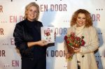 Bunnik 4 februari 2021
Boekpresentatie Antje Monteiro . Romy ontvangt het eerste boek. Irene Moors