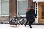 Amsterdam 8 februari 2021
Johnny Heitinga met zijn vrouw Charlotte en hun dochtertje Rixo in de sneeuw.
