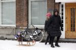 Amsterdam 8 februari 2021
Johnny Heitinga met zijn vrouw Charlotte en hun dochtertje Rixo in de sneeuw.