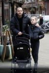 Amsterdam 25 januari 2021
Johnny Heitinga net dochter Jezebel en dochter Rixo op de cornelis schuytstraat