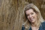 Woerden 21 januari 2021
Liane den Haan , lijsttrekker 50 plus wordt thuis geinterviewd door Nick Dijkman van Story. Liane woont samen met haar kinderen en haar moeder in 1 huis.
