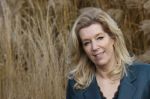 Woerden 21 januari 2021
Liane den Haan , lijsttrekker 50 plus wordt thuis geinterviewd door Nick Dijkman van Story. Liane woont samen met haar kinderen en haar moeder in 1 huis.