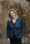 Woerden 21 januari 2021
Liane den Haan , lijsttrekker 50 plus wordt thuis geinterviewd door Nick Dijkman van Story. Liane woont samen met haar kinderen en haar moeder in 1 huis.