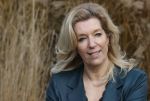 Woerden 21 januari 2021
Liane den Haan , lijsttrekker 50 plus wordt thuis geinterviewd door Nick Dijkman van Story. Liane woont samen met haar kinderen en haar moeder in 1 huis.