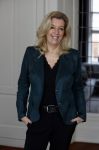 Woerden 21 januari 2021
Liane den Haan , lijsttrekker 50 plus wordt thuis geinterviewd door Nick Dijkman van Story. Liane woont samen met haar kinderen en haar moeder in 1 huis.