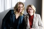 Woerden 21 januari 2021
Liane den Haan , lijsttrekker 50 plus wordt thuis geinterviewd door Nick Dijkman van Story. Liane woont samen met haar kinderen en haar moeder in 1 huis.