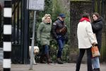 Amsterdam 11 januari 2021
Yvon Jaspers en haar hond met Marc Marie Huijbregts in het vondelpark.